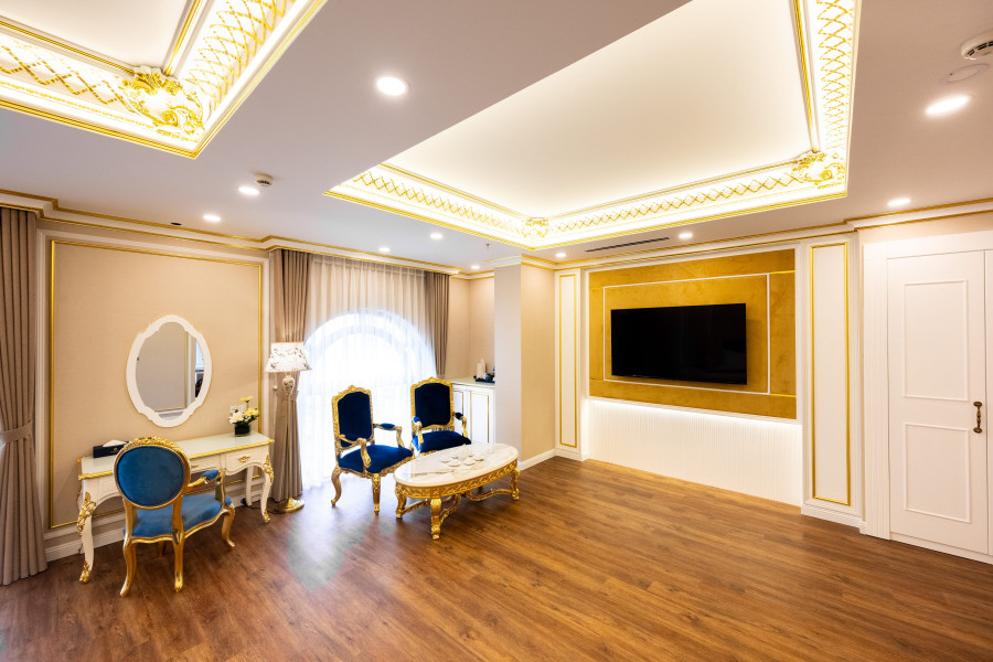 PHÒNG LACHATEAU SUITE